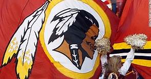 Los Redskins de Washington anuncian que retirarán el nombre y logotipo del equipo