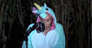 Miley Cyrus - Pablow the Blowfish