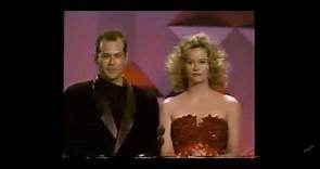 Cybill Shepherd and Bruce Willis presenting at the 1986 Emmy Awards