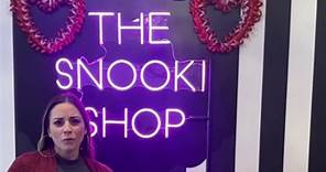 We work at the Snooki Shop, of course we love it here 💋🛍️ #thesnookishop #madisonnj #seasideheights #fyp #snooki #boutique #smallbusiness #shopwithme #fashion #weworkat #messymawma