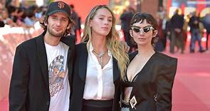 Sean Penn’s son Hopper and Rosanna Arquette’s daughter confirm romance