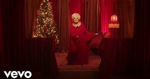 Brenda Lee - Rockin' Around The Christmas Tree (Official Music Video)
