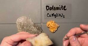 Minerals : Carbonates - Dolomite