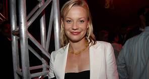 Samantha Mathis opens up about River Phoenix's death