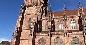 Freiburg Münster Kathedrale Glockenläuten Minster Cathedral