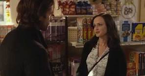 Rory & Dean Scene From "Gilmore Girls: A Year In The Life"
