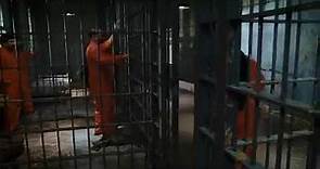 Harold and Kumar: Escape From Guantanamo Bay - Escape scene