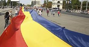 Moldavos se manifiestan por la reunificación con Rumanía
