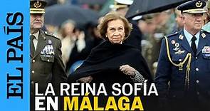 La reina Sofía y Antonio Banderas asisten al traslado del Cristo de la Buena Muerte en Málaga