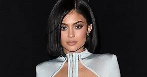 Kylie Jenner Goes Makeup-Free For Stunning New Selfie