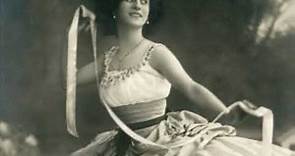 Tribute to Ballerina Anna Pavlova 1881-1931 - Dying Swan plus Photo Montage
