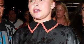 Pregnant Hayden Panettiere Spotted at LAX Airport—See Her Growing Baby Bump! - E! Online