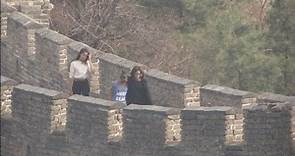 US First Lady Michelle Obama visits Great Wall of China with her two daughters