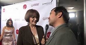 Christmas Harmony: Lee Garlington Red Carpet Interview