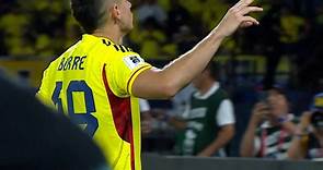 El golazo de Rafael Santos Borré para la victoria de Colombia