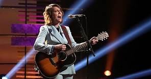 Brandi Carlile Performs an Acoustic Version of 'The Joke'