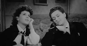 Film "Anni difficili" (1948) con Ave Ninchi, Umberto Spadaro, Delia Scala