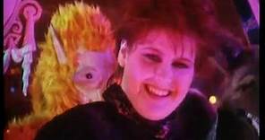Yazoo - The Other Side Of Love (Official Video)