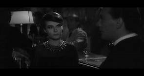 Alain Resnais: Last Year at Marienbad (1961) | Selected Sequence: A memory, a shattered glass