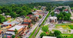 10 Charming Small Towns in Georgia