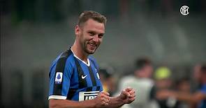 Inter - 📈 | BEST OF Inter defender Stefan De Vrij has...