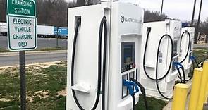 Tennessee electric vehicle drivers will see new fees starting in 2024