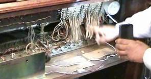 Inside The Hammond Organ