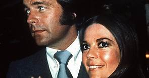 Robert Wagner 'person of interest' in wife's death
