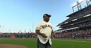 CHC@SF Gm3: Kevin Mitchell throws out first pitch