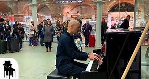 Disguised concert pianist stuns unsuspecting travelers