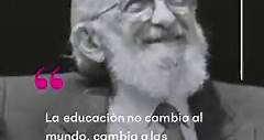 Paulo Freire fue uno de los mayores y más significativos pedagogos del siglo XX. Con su principio del diálogo, enseñó un nuevo camino para la relación entre profesores y alumnos. Sus ideas influenciaron e influencian los procesos democráticos por todo el mundo. Fue el pedagogo de los oprimidos y en su trabajo transmitió la pedagogía de la esperanza | Secretaría de Igualdad e Inclusión Nuevo León