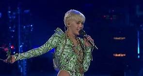 Miley Cyrus - Bangerz Tour (Live from London)