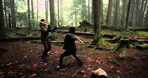 Arrow 3x14 Oliver Queen and Thea training in Purgatory