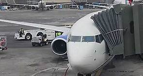 United Airlines B737-900ER Newark, NJ - Montego Bay, Jamaica [4K]