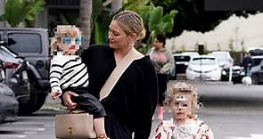 Hilary Duff sorprende anunciando que está embarazada de su cuarto hijo y enseñando barriguita