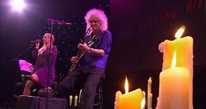 Brian May & Kerry Ellis - The Kissing Me Song (Live at Montreux 2013)
