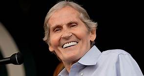 Levon Helm, Drummer and Singer of the Band, Dead at 71