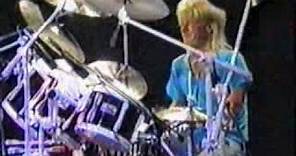 Coolest, most epic drum solo ever! Gregg Bissonette