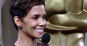 Halle Berry @ The Academy Awards 2002