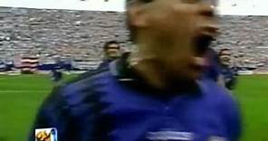 Incredible Argentina action and goal by Diego Maradona vs Greece (World Cup 1994)