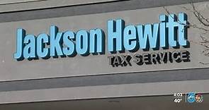 Customer says Jackson Hewitt would not honor "refund guarantee" following tax return error