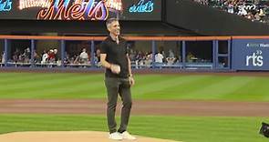 Kevin Burkhardt throws out first pitch at Citi Field!