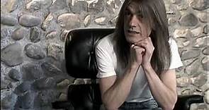 Malcolm Young (AC/DC) about Bon Scott and Brian Johnson