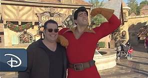 ‘Beauty & The Beast’ Actor Josh Gad Meets Gaston | Walt Disney World