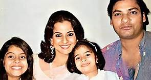 70s Famous Actress Tanuja With Her Husband, Daughters & Family | Biography & Life Story |