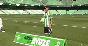 El Betis presenta oficialmente a Ayoze Pérez