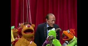 The Muppet Show - 508: Señor Wences - Curtain Call (1980)