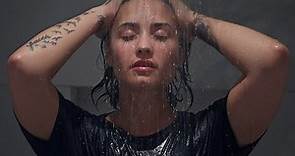 See Demi Lovato Completely Naked and Unretouched In ''Empowering'' Sexy Photo Shoot