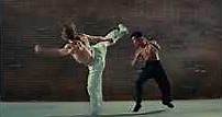 Chuck Norris vs Bruce Lee