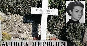 Tumba de AUDREY HEPBURN en Tolochenaz, Suiza./ AUDREY HEPBURN´s gravesite.